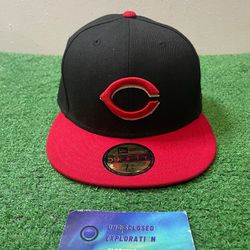 Cincinnati Reds black and red fitted hat