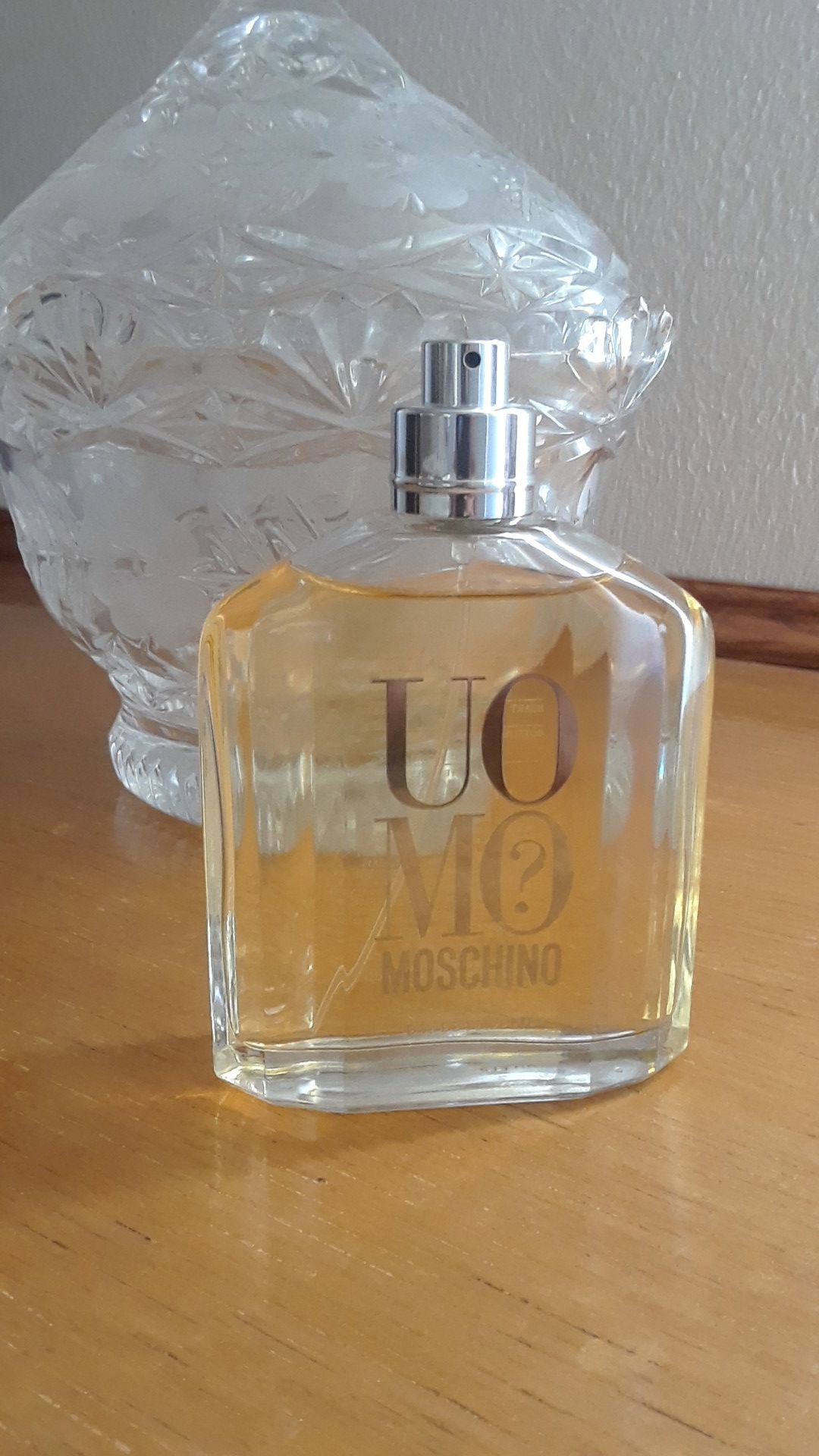 Moschino Uomo Cologne / Fragrance