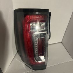15-20 Yukon XL denali Driver Side Left LH Taillight Tail Light Lamp Lens OEM Factory