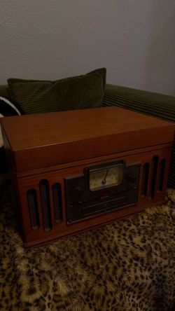 Vintage Crosley Record Player