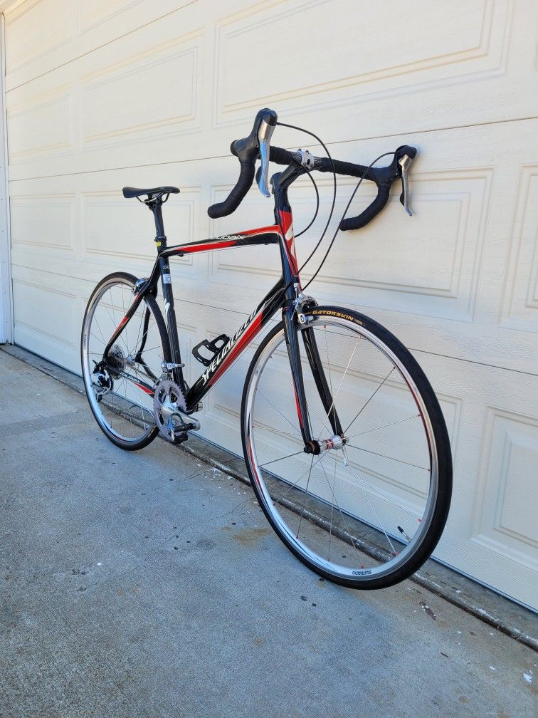 SPECIALIZED ROUBAX Comp Full CARBON road bike. 61cm. XXL frame. 20 speed. 700×25 tires. Everything works. Good for tall people.
