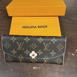 LV Wallet 