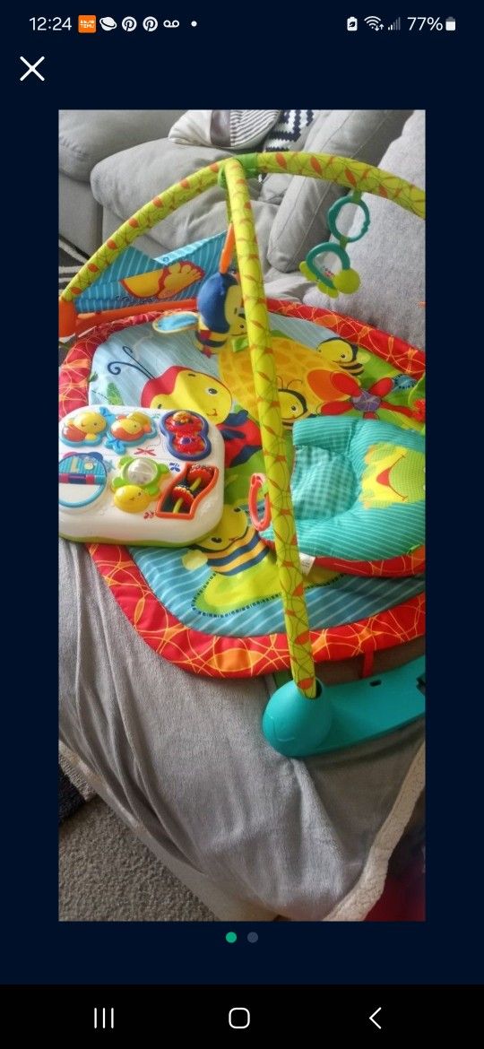 In Creat. Conditions. Puck Up . Pet Free Smoke Free Home