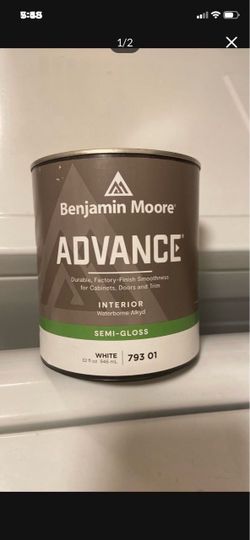 NEW Benjamin Moore Advance semi gloss white quart