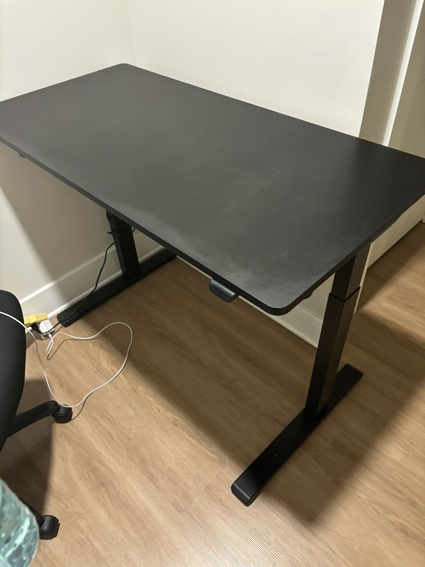 Standing Desk - Black - 48 x 24 Flexispot 