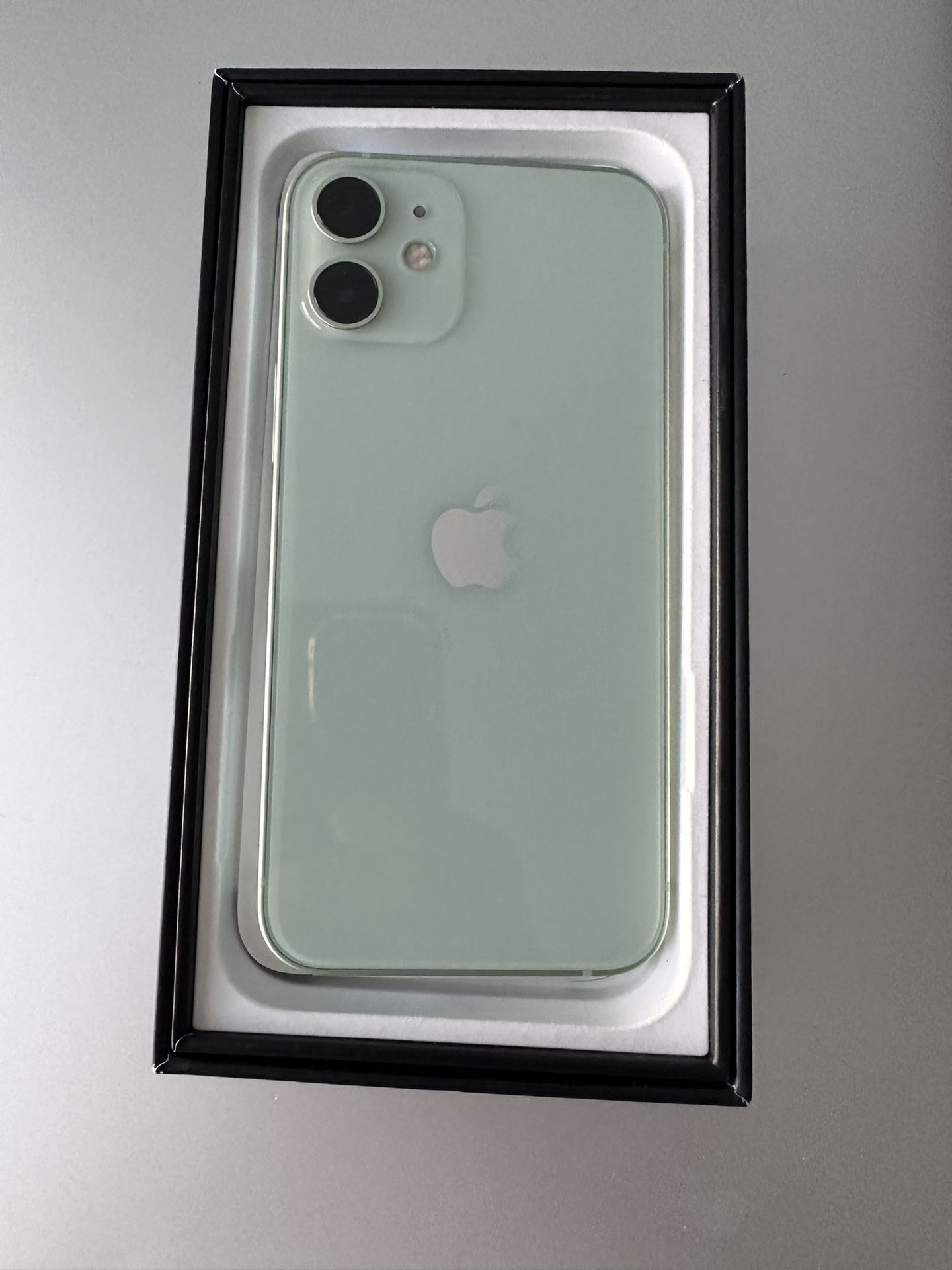 Iphone 12 Mini 64GB Green Mint ANY CARRIER