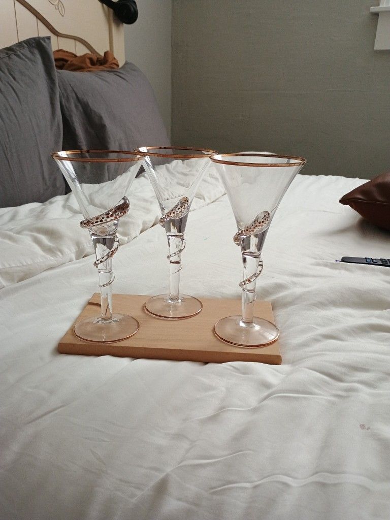 Cocktail Drinkware