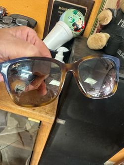 Maui Jim sun glasses