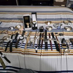 Huge Vintage Watch Lot 44 Total