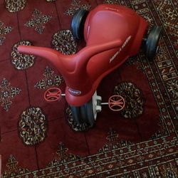 Radio Flyer Red Scooter 2 Pedal 2 In 1