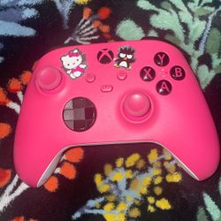 pink xbox controller! 