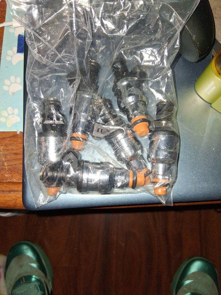 Fuel Injectors