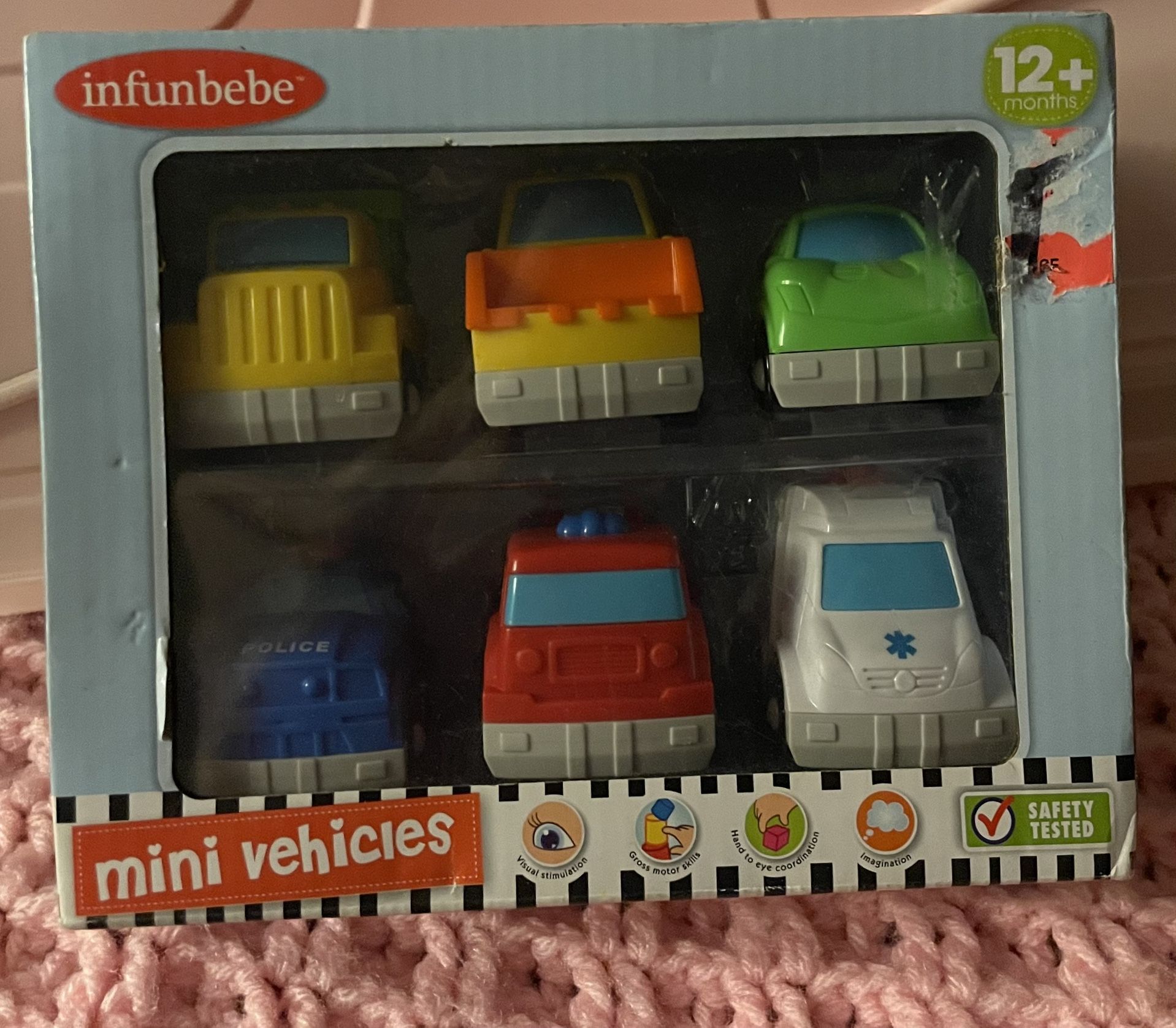Toy cars 🚗