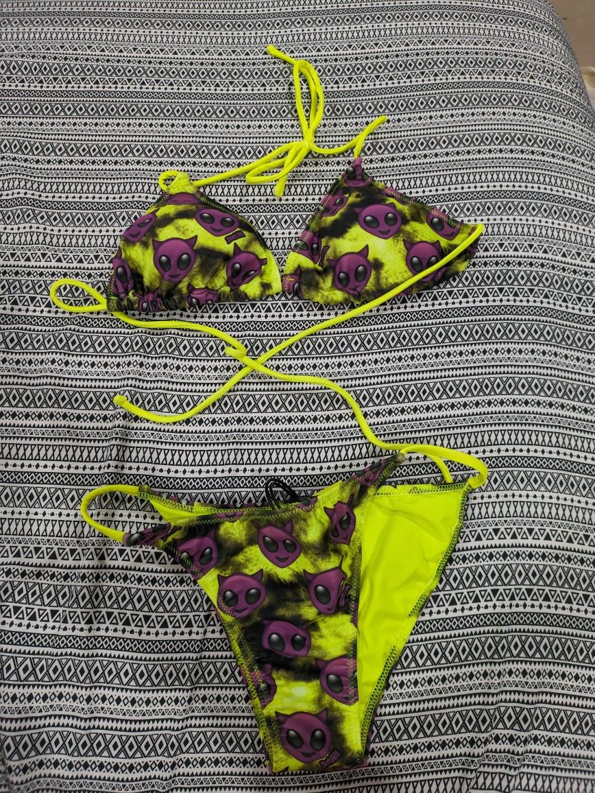 New size Small Bikini swim suit