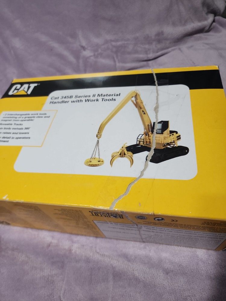 Norscot CAT 345B Series II Material Handler with Work Tools 1:50