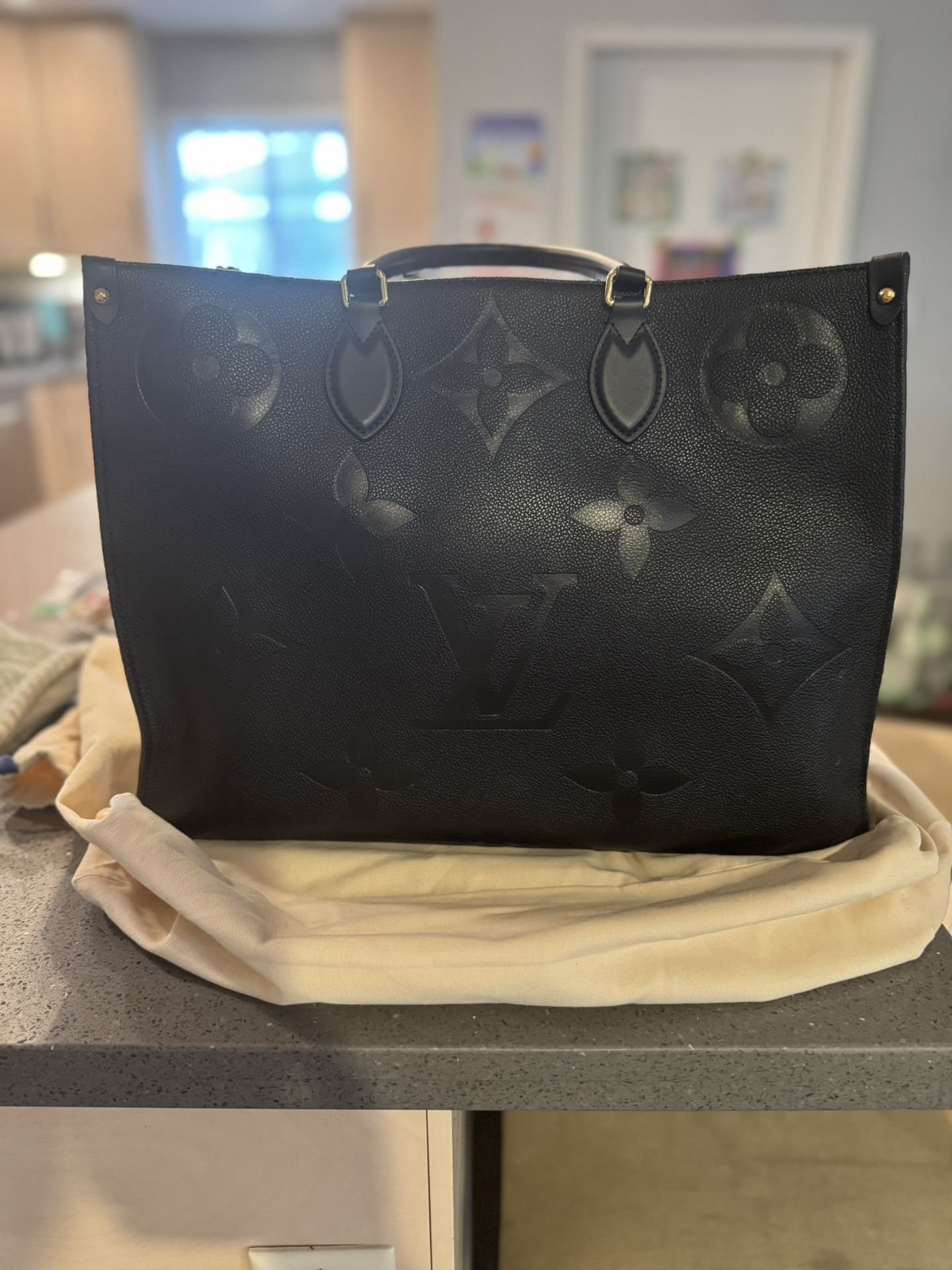Louis Vuitton OnTheGo GM Black Purse