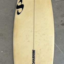 Infinity Surfboard 5’10” x 19-1/4” x 2-1/8”