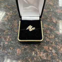 Lady’s 14k W/g Ring 