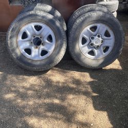 Toyota Tundra Wheels 18 Inch 2 5570 R 18 Pathfinders Have All Centers