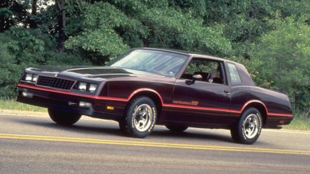 78-87 Monte Carlo . DUAL AIR VENTS. Dashboard center air vent . El camino