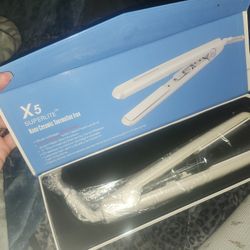 Hair Flat Iron New In Box