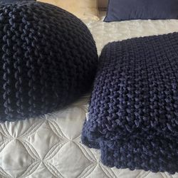 Knitted Pouf Ottoman and Knitted Blanket