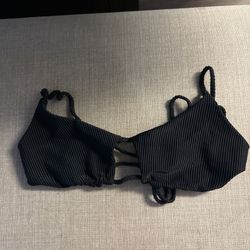 Frankie’s Bikinis Black Willa Top BNWOT