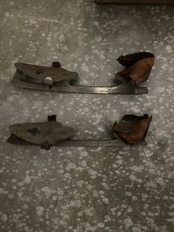 Antique Old ice Skates