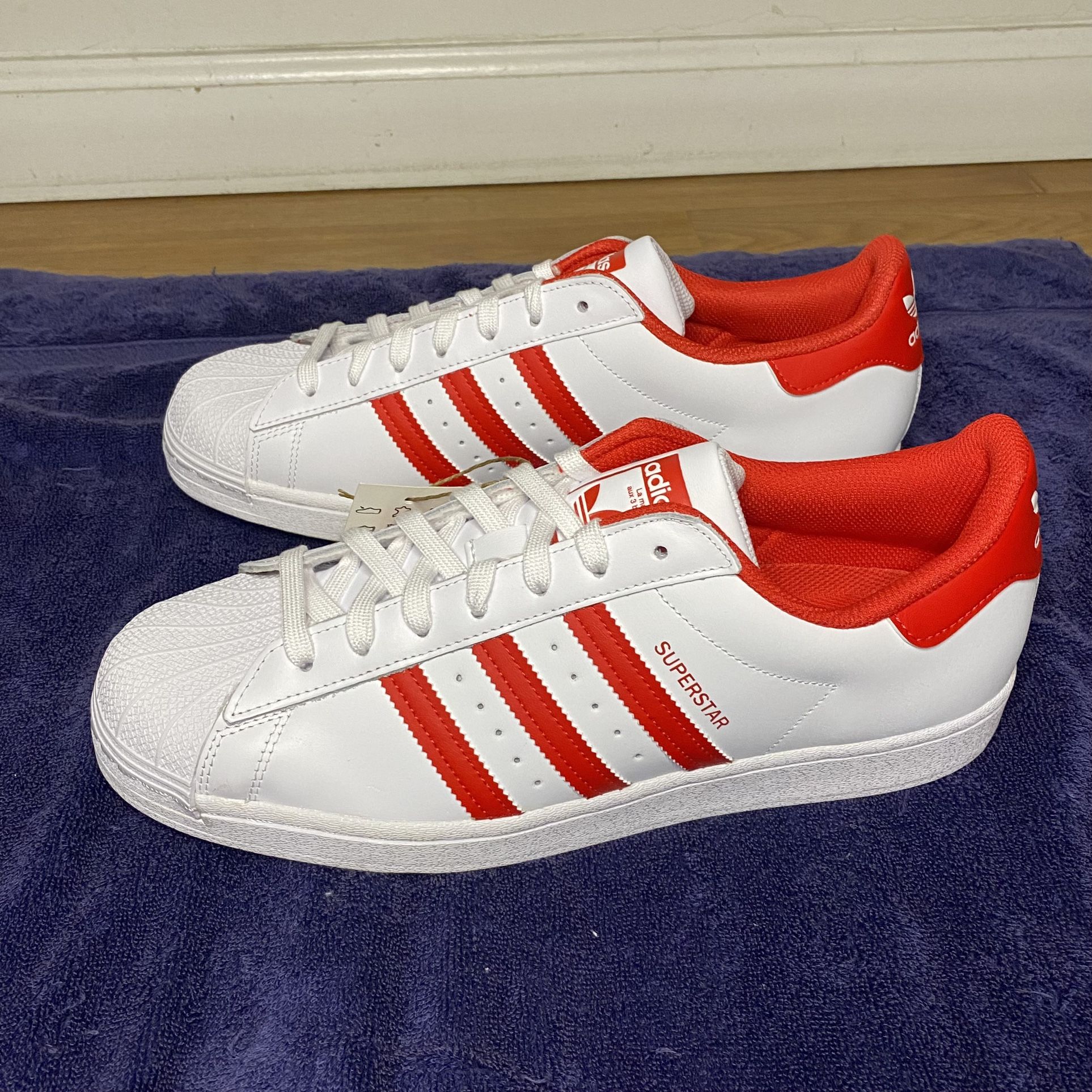 New Adidas Originals Superstar White Red Men Size 10.5 Lifestyle Shoes GZ3741