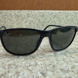 Maui Jim LELE KAWA Grey Stripe POLARIZED Neutral Grey GLASS Sunglass 811-11D