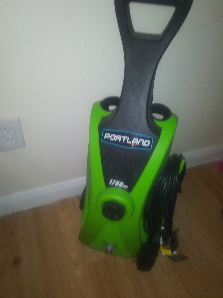 Pressure washer Portland 1750 psi for Sale in Houston, TX OfferUp