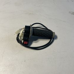 Full Twist Throttle With 3 Speed Switch
