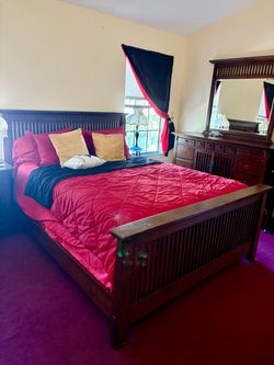 Brown wooden bedroom set - brown wooden queen bed frame
