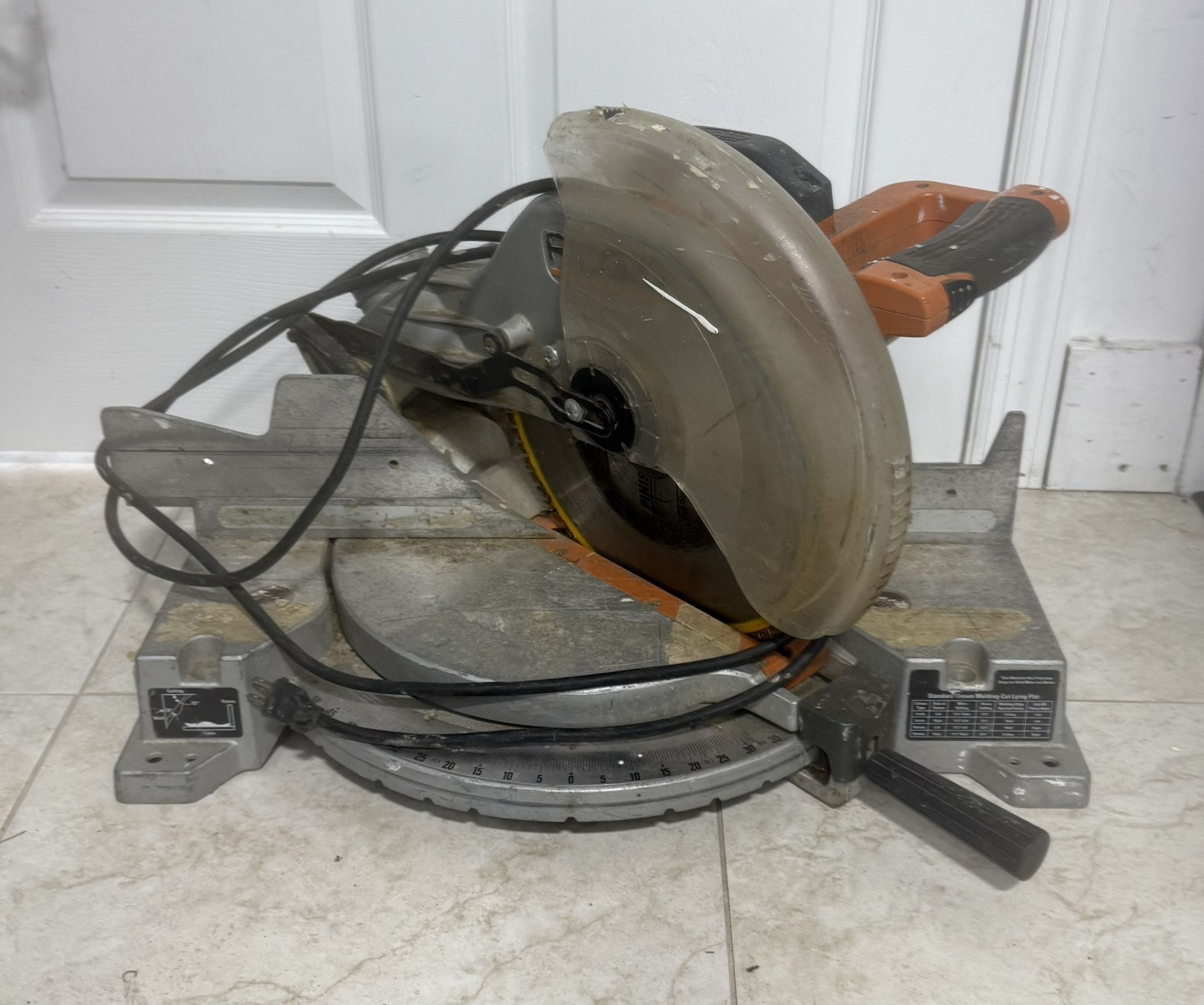 Rigid 12” 15 Amp Corded Dual Bevel Compound Miter Saw