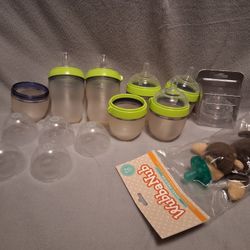 Como Tomo Baby Bottles And One Brand New Replacement Silicon Nipples And Brand New Pacifier 
