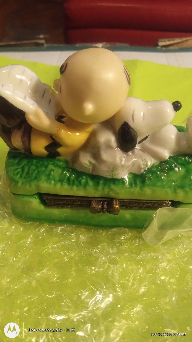 Snoopy Peanuts Jewelry Box