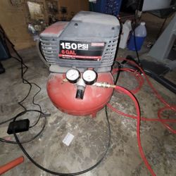 Craftsmen 6 Gallon Air Compressor 