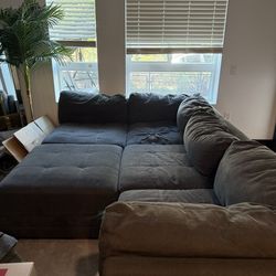 FREE COUCH!