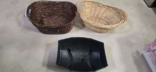 Baskets Photo Props