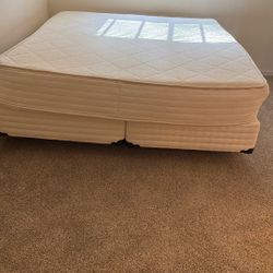 Soledad Medium Eastern King Size Bed