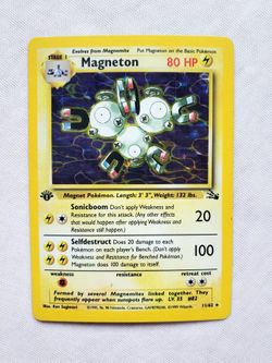 1st Edition Pokémon TCG Magneton Fossil 11/62 Holo Unlimited Holo Rare Pokemon 