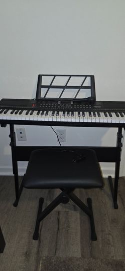 Electric Keyboard Piano