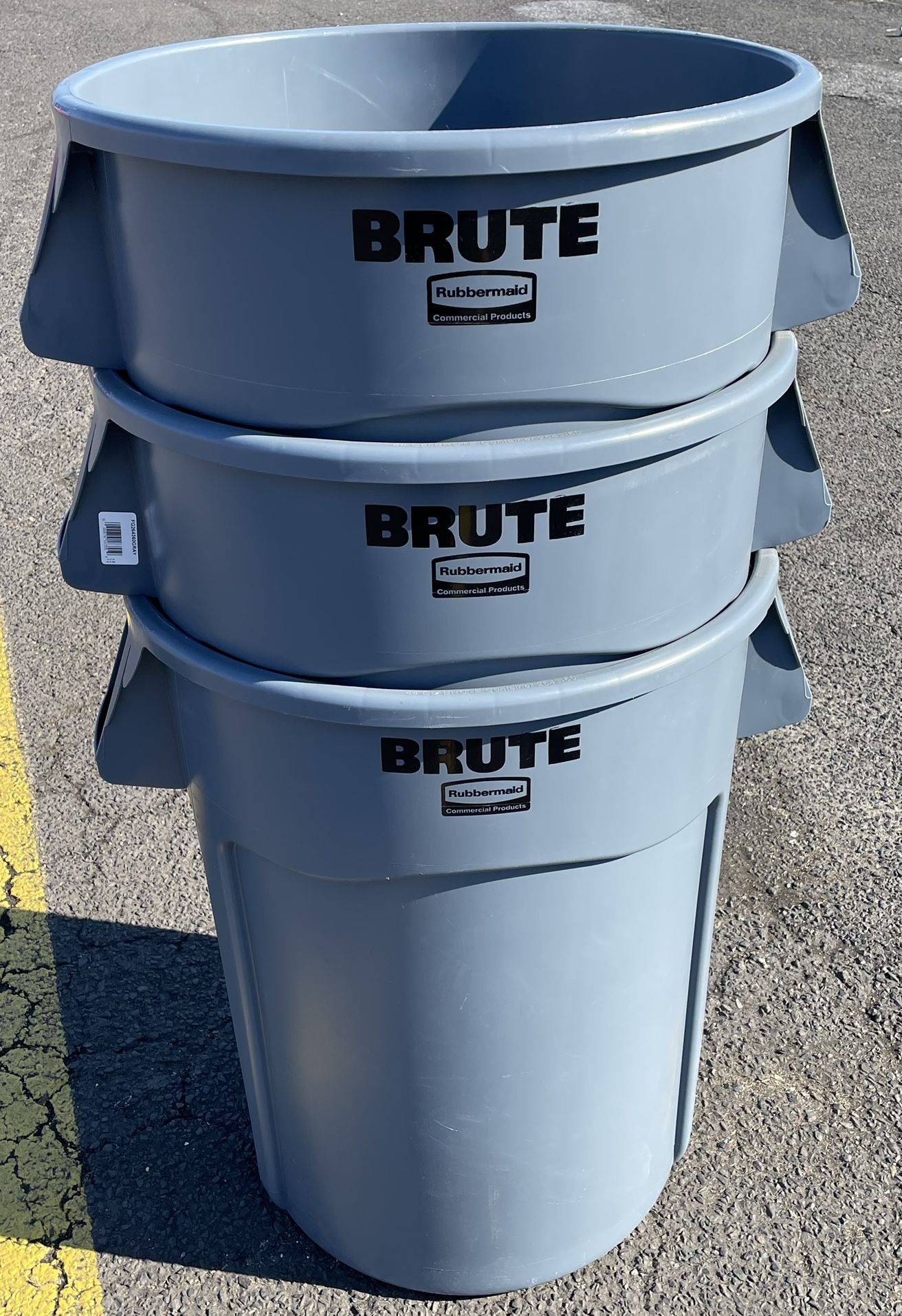 Rubbermaid 44 Gallon Brute Trash/no Lids(new)