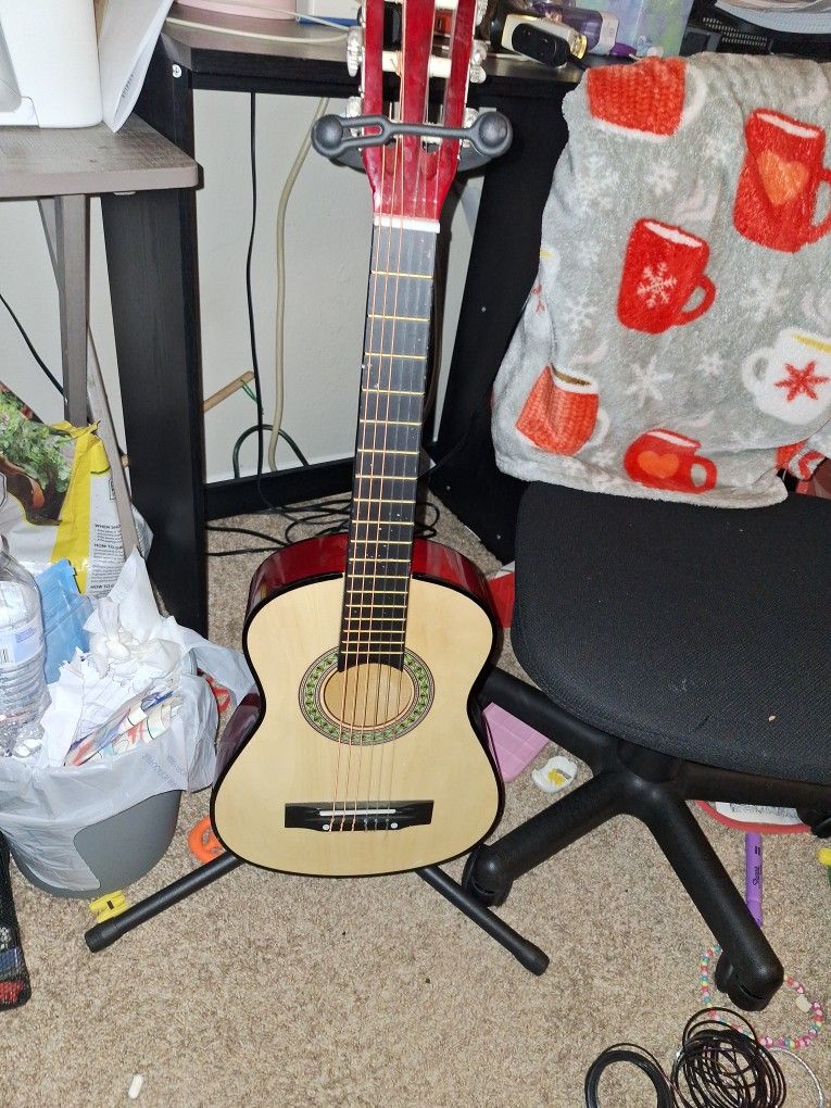 Nice Guitar W/stand