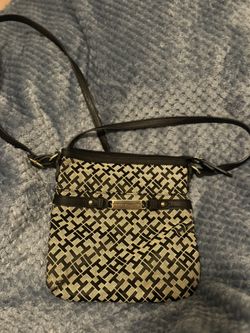 Tommy Hilfiger Purse