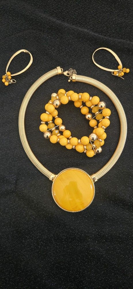 JEWELRY SET' 4 PIECES, ORANGE ON GOLD