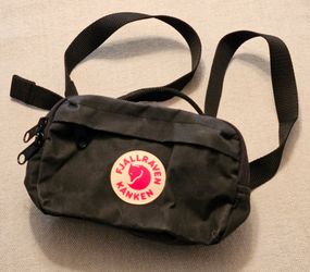 Fjallraven Kanken Hip Pack, Black