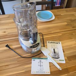 Cuisinart Premier Series 9 Cup Food Processor DLC-2009 Series
