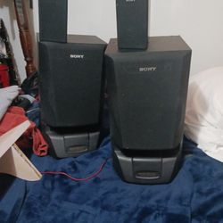 2 Sony 2 Way Bass Reflex  2 Sony Book End 