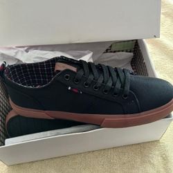 Ben Sherman.
